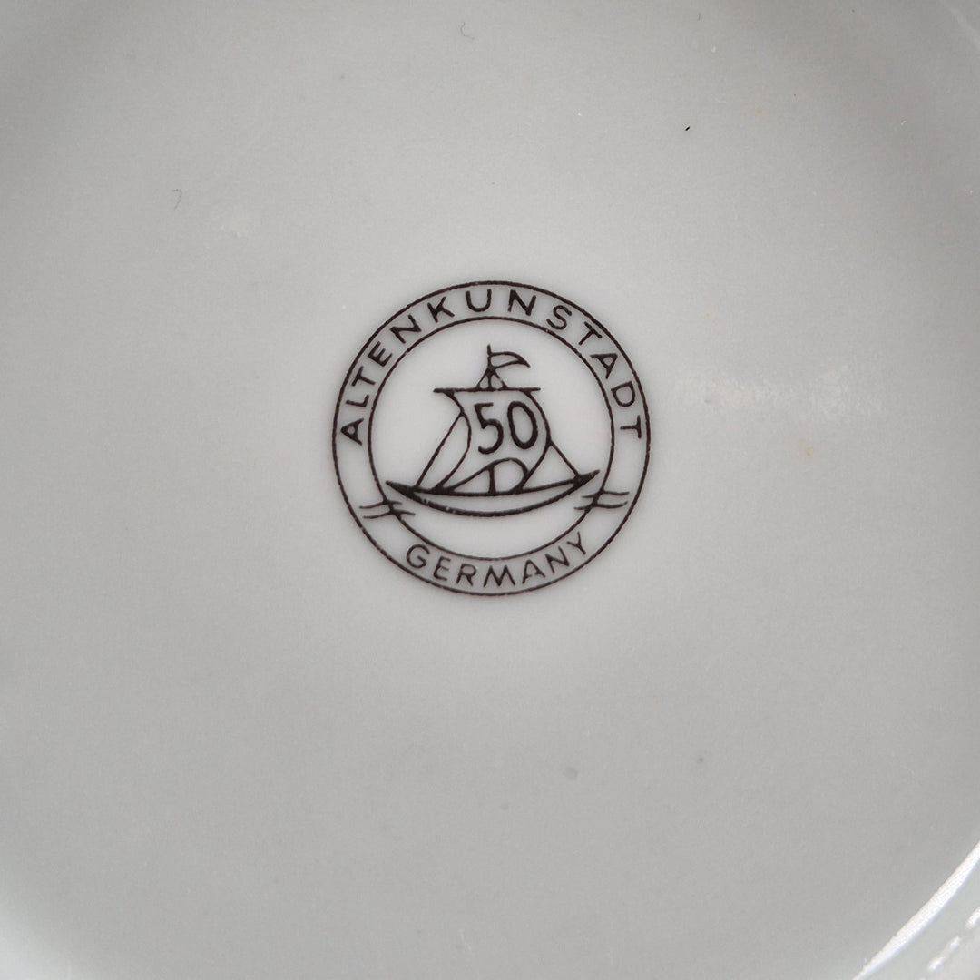 Retro tysk ölsejdel i porslin med tennlock