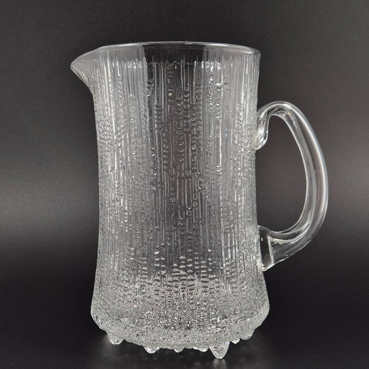 Retro karaff i pressat glas med struktur