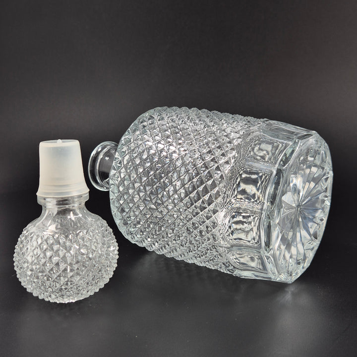 Retro kristallmönstrad whisky karaff i tjockt glas