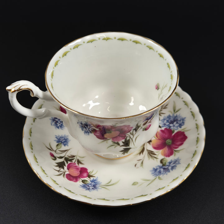 Royal Albert tekopp med fat August Poppy