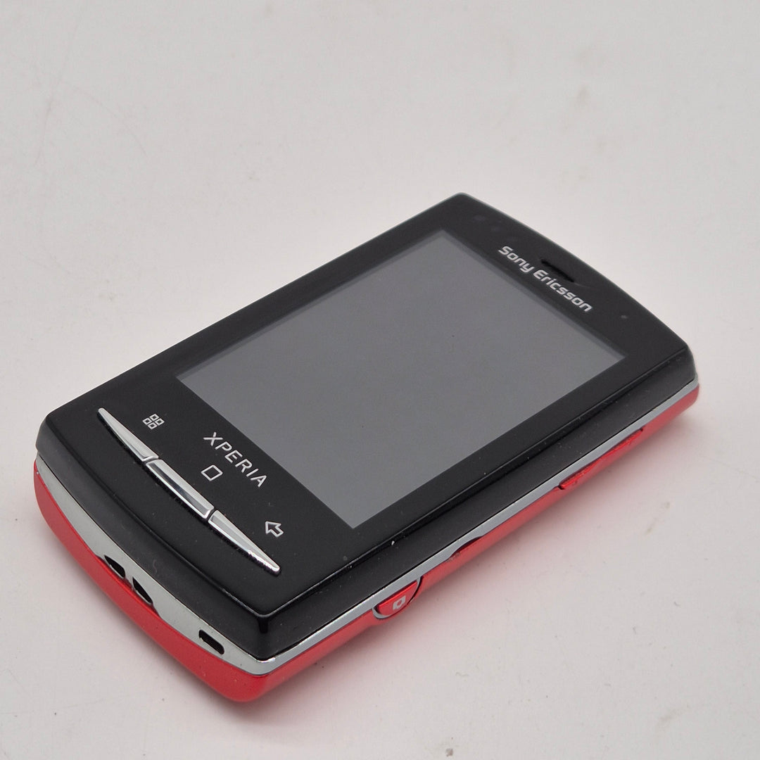 Retro Sony Ericsson Xperia svart röd smartphone