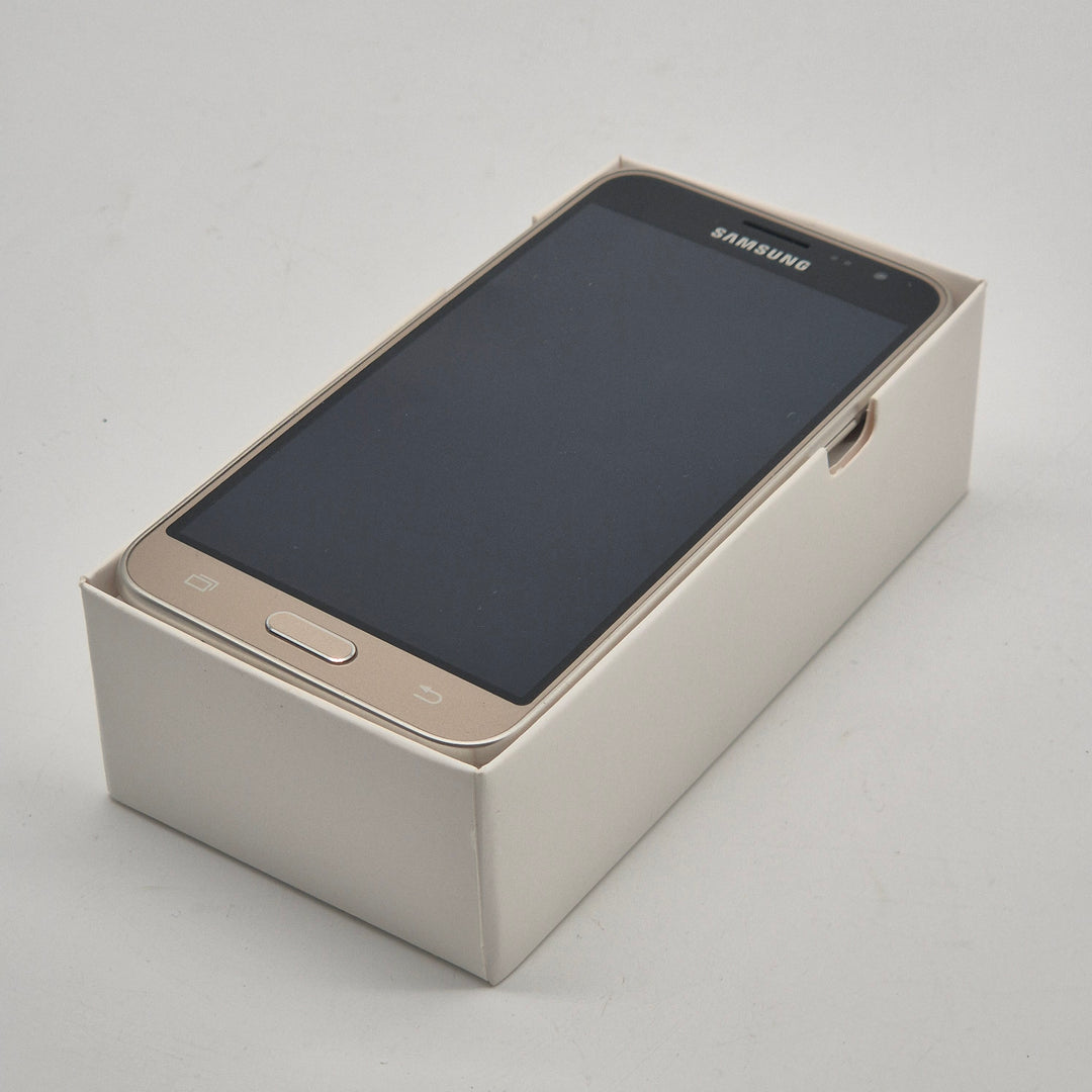 Samsung Galaxy J3 guld begagnad smartphone
