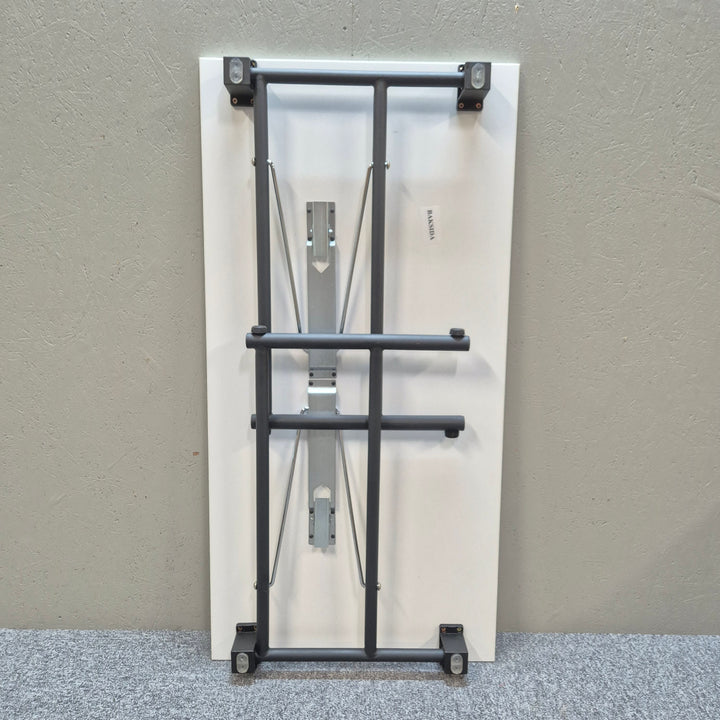 ELJ Bordet AB fällbart skrivbord / hopfällbart bord i trä och metall