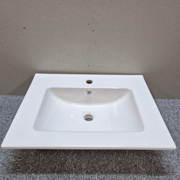 Elegant vitt porslinstvättställ Arial 61 cm