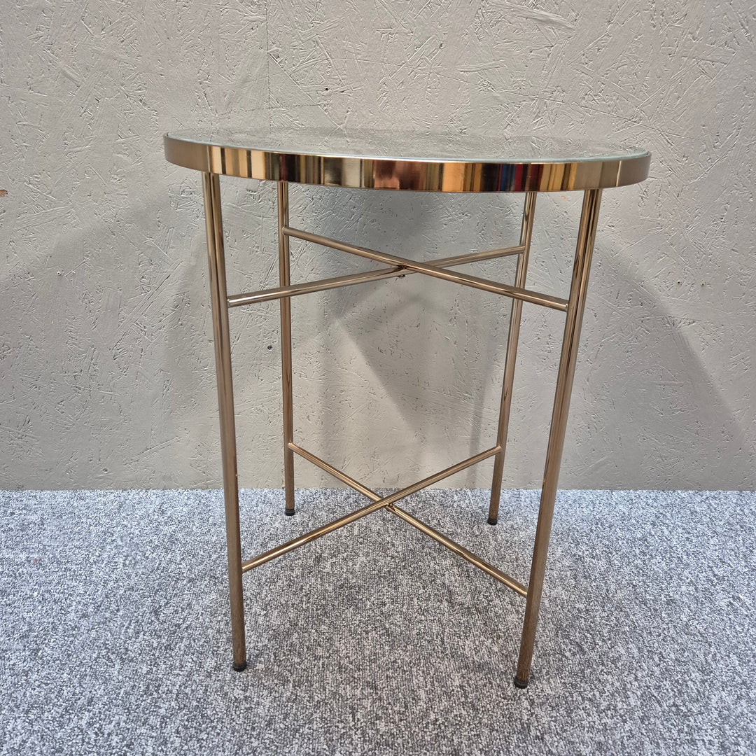 Eleganta runda sidobord 2‑pack marmorlook