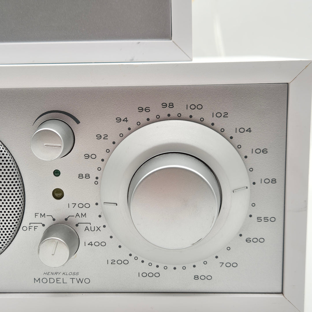 Tivoli Audio Model Two stilrent stereosystem trä