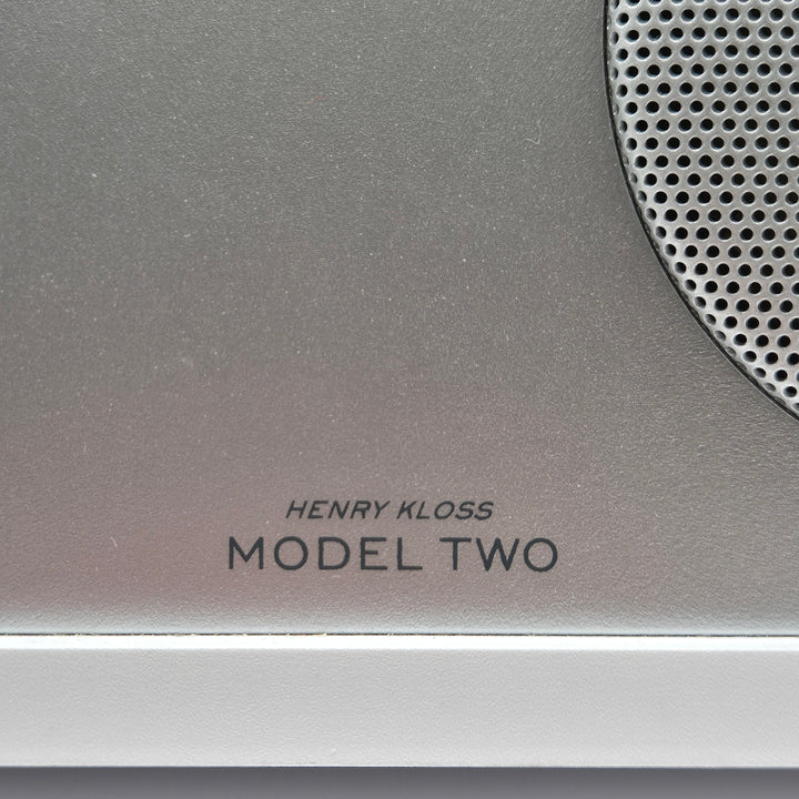 Tivoli Audio Model Two stilrent stereosystem trä