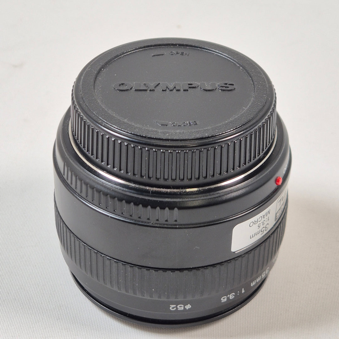 Olympus Zuiko Digital 35mm f3.5 macro