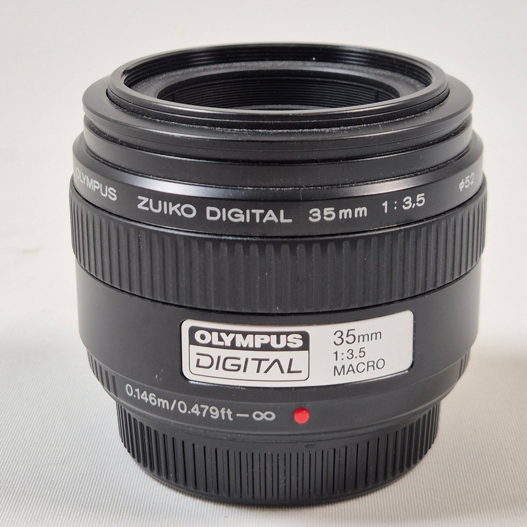 Olympus Zuiko Digital 35mm f3.5 macro
