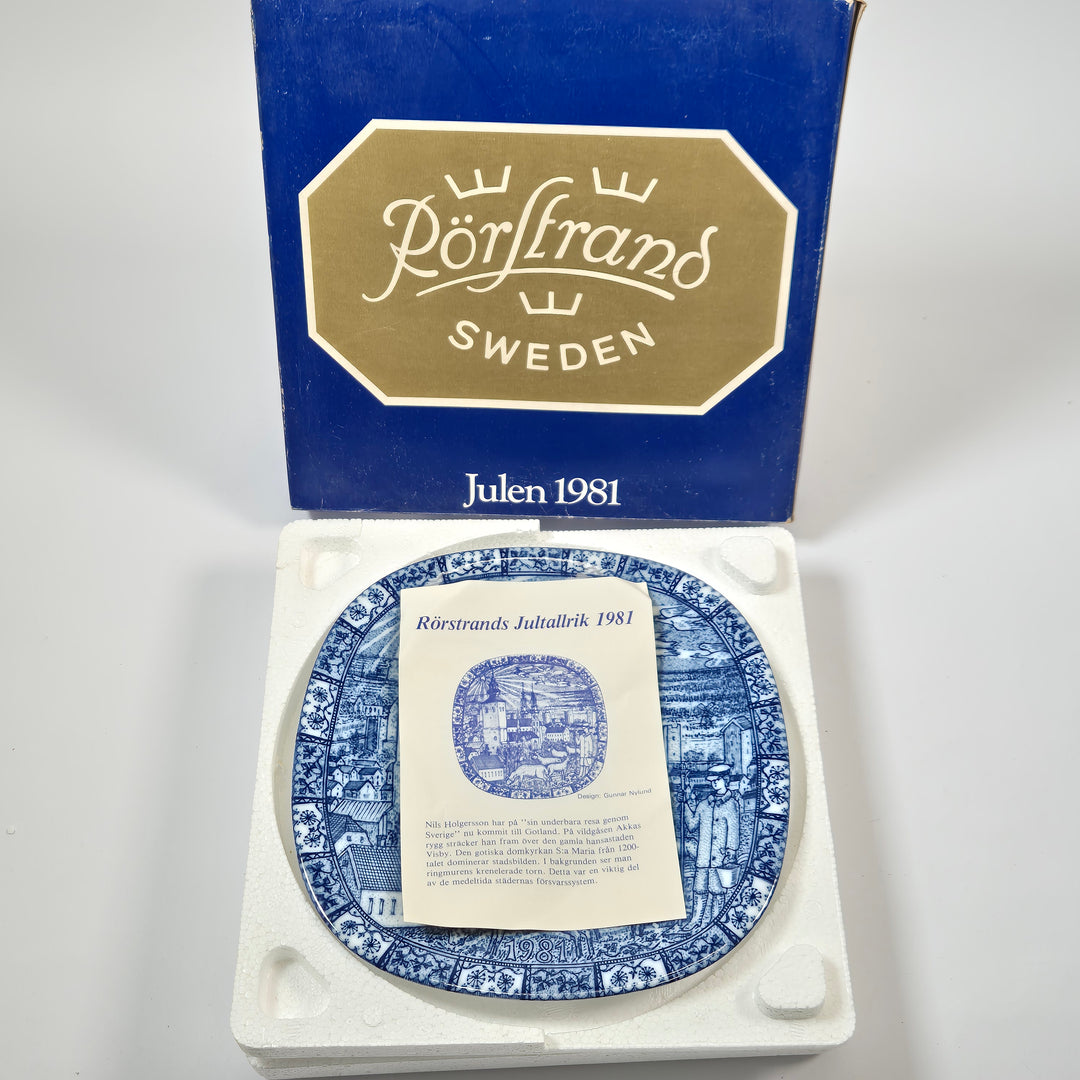 Rörstrand retro jul s⁠a⁠m⁠l⁠a⁠r⁠t⁠a⁠l⁠l⁠r⁠i⁠k blåvitt porslin 1981