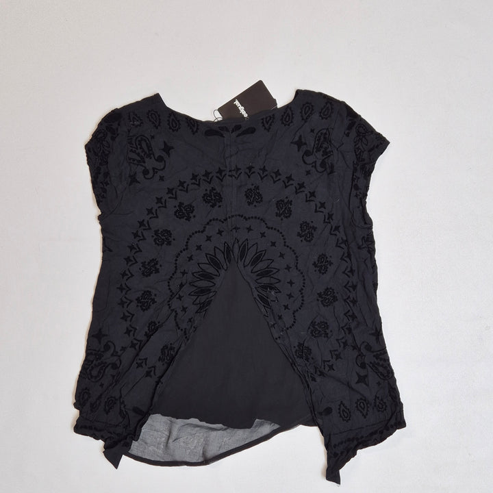 Svart Desigual topp XL med sammetsmönster