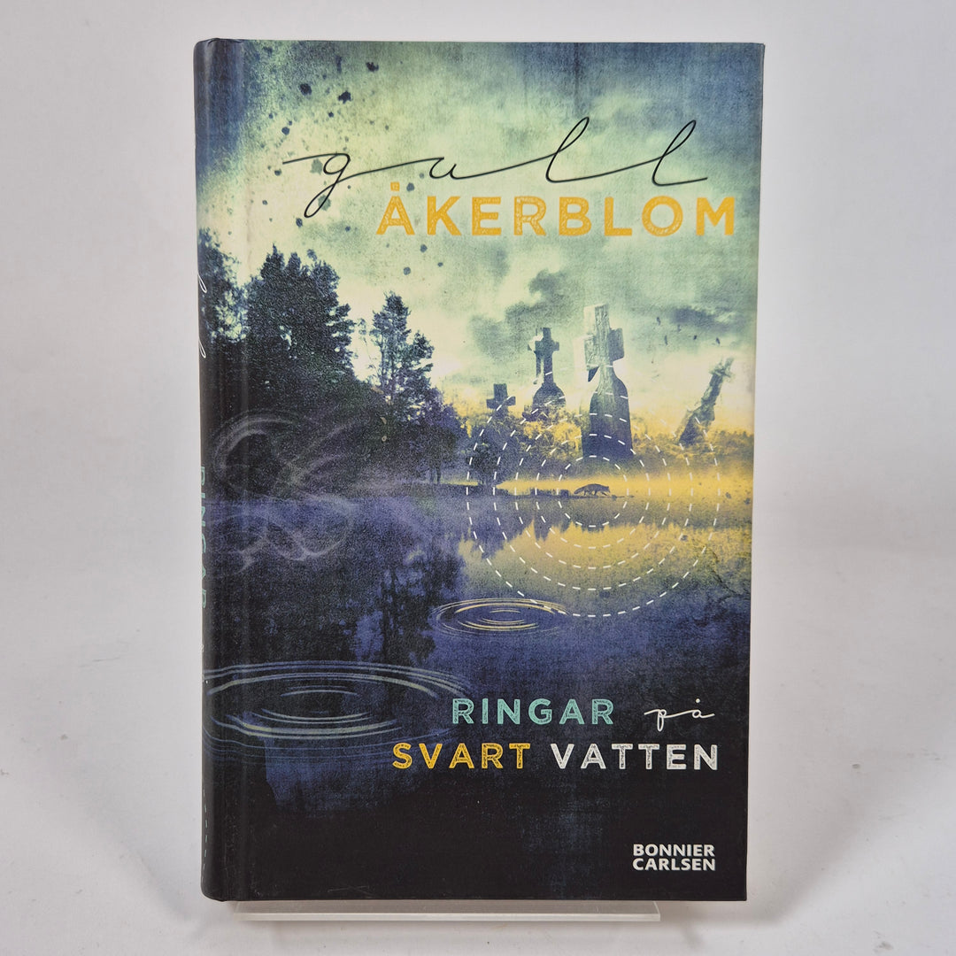 Ringar på svart vatten ungdomsbok inbunden