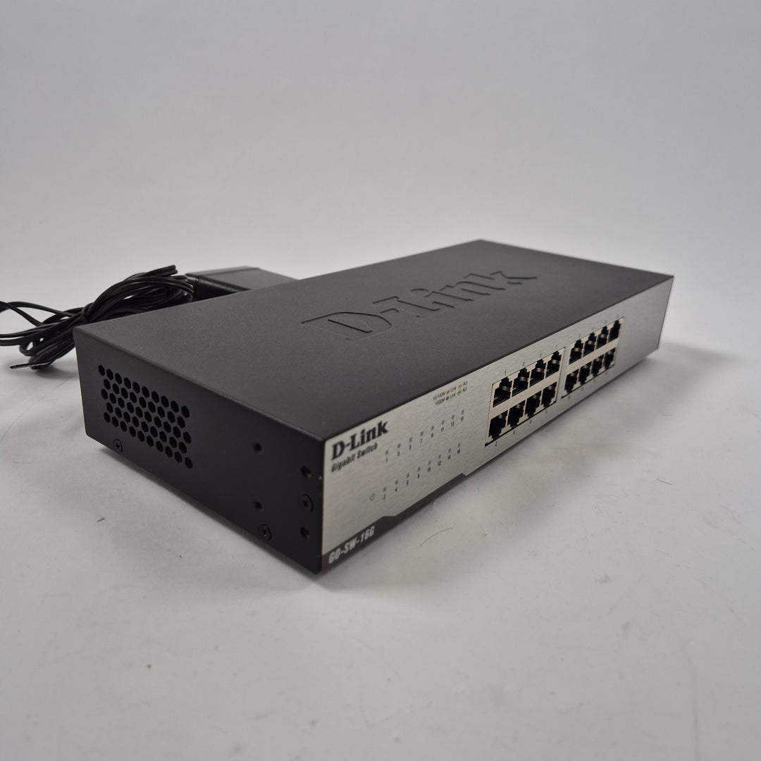 D-Link GO-SW-16G nätverksswitch 16-portars begagnad