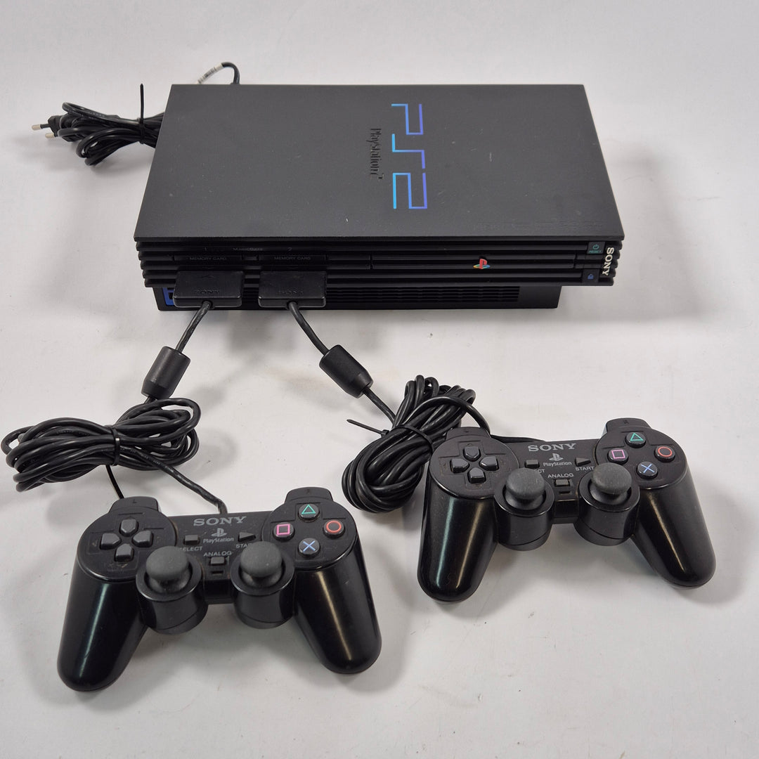 Retro Sony PlayStation 2 fat med två handkontroller