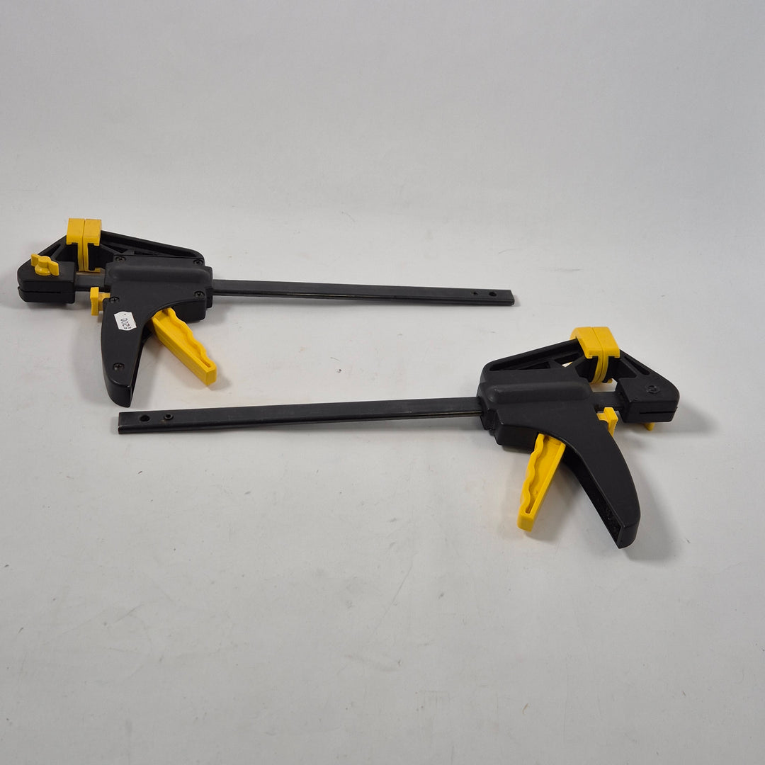 Snabbtvingar 2 pack plast och metall