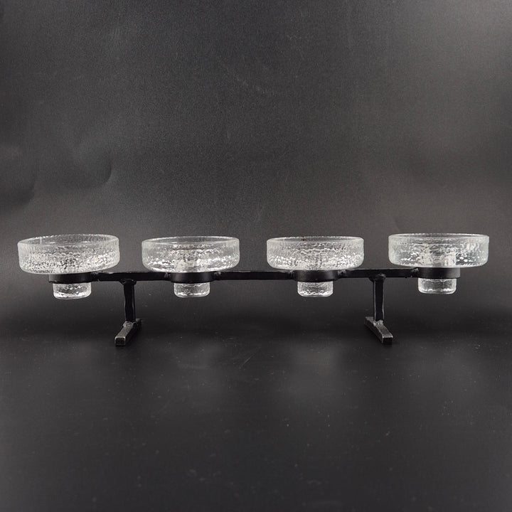 Modern ljusstake i bubbligt glas och svart metall