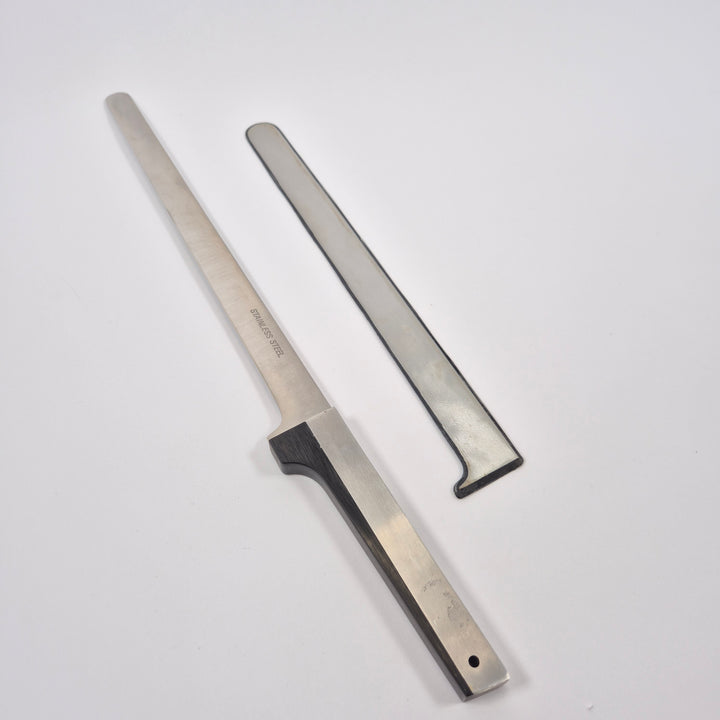Elegant rostfri smörkniv med etui modern