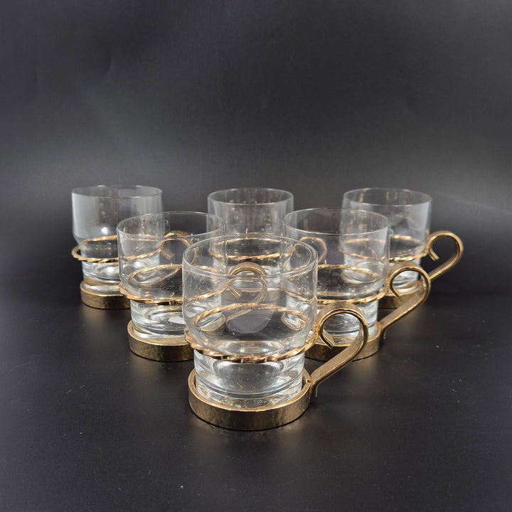 Retro kaffeglas med guldfärgade metallhållare