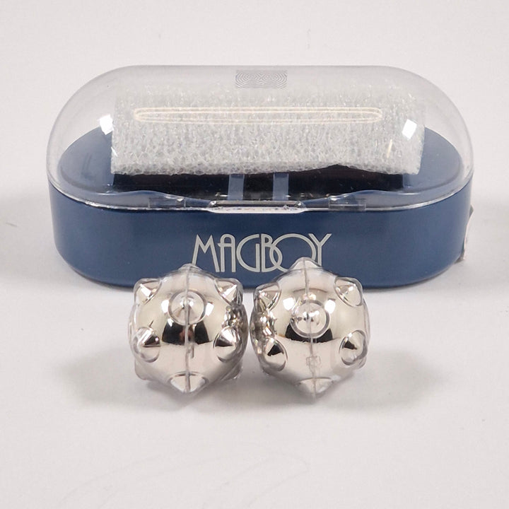 Nikken Magboy handmassage med metallkulor i etui