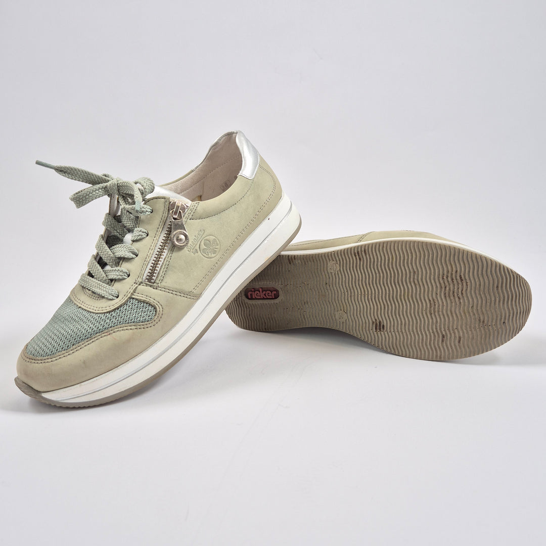 Ljusgröna Rieker sneakers snörning dragkedja 38