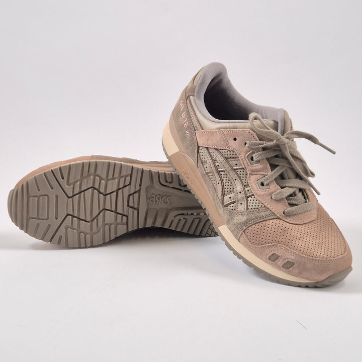 Asics Gel Lyte sneakers beige mocka retro