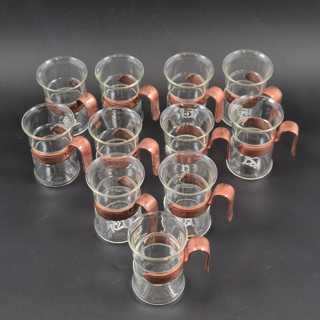Retro serveringsskål i glas med värmeställ