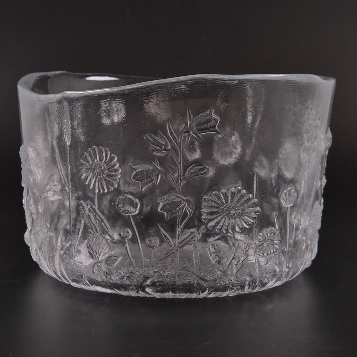 Retro glasskål med blommönster och vågig kant