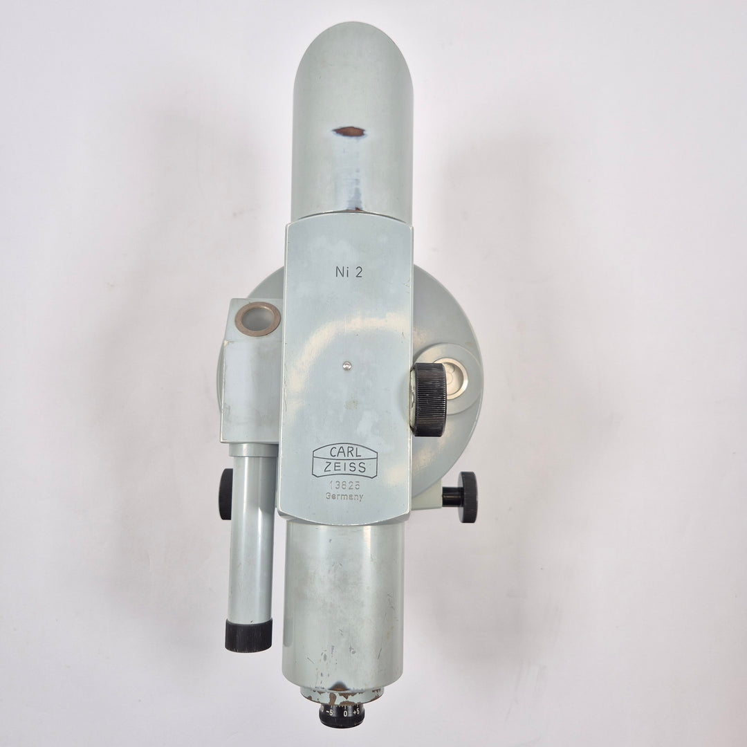 Retro optiskt nivelleringsinstrument med träetui
