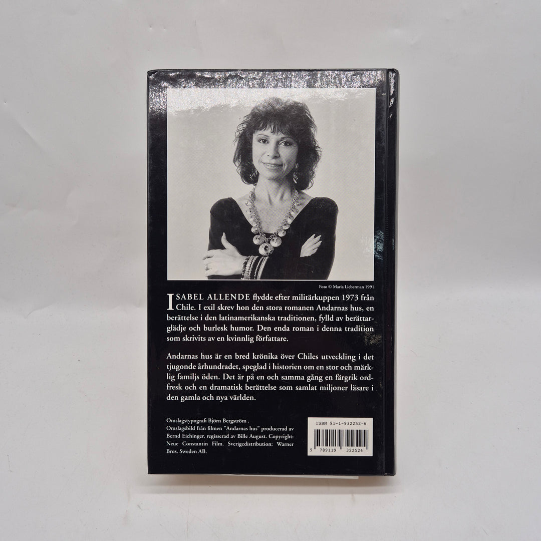 Andarnas hus inbunden roman Isabel Allende Norstedts