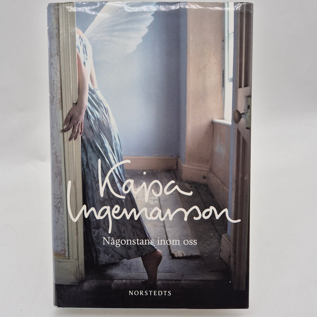 Någonstans inom oss inbunden roman Norstedts