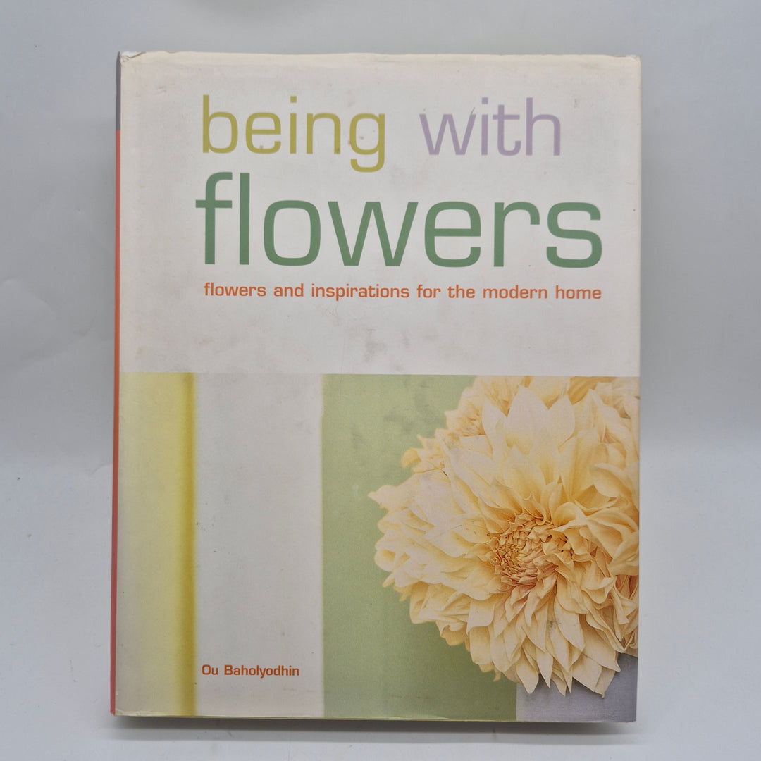 Being With Flowers inredningsbok Ou Baholyodhin