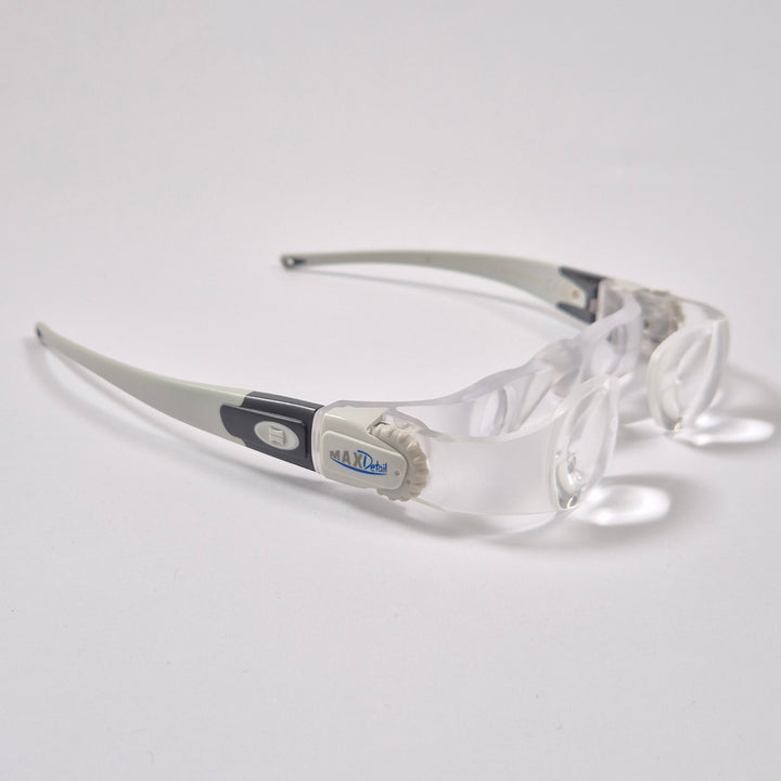 Eschenbach MAXDetail förstoringsglasögon med fodral