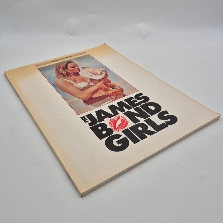 The James Bond Girls coffeetable-bok retro