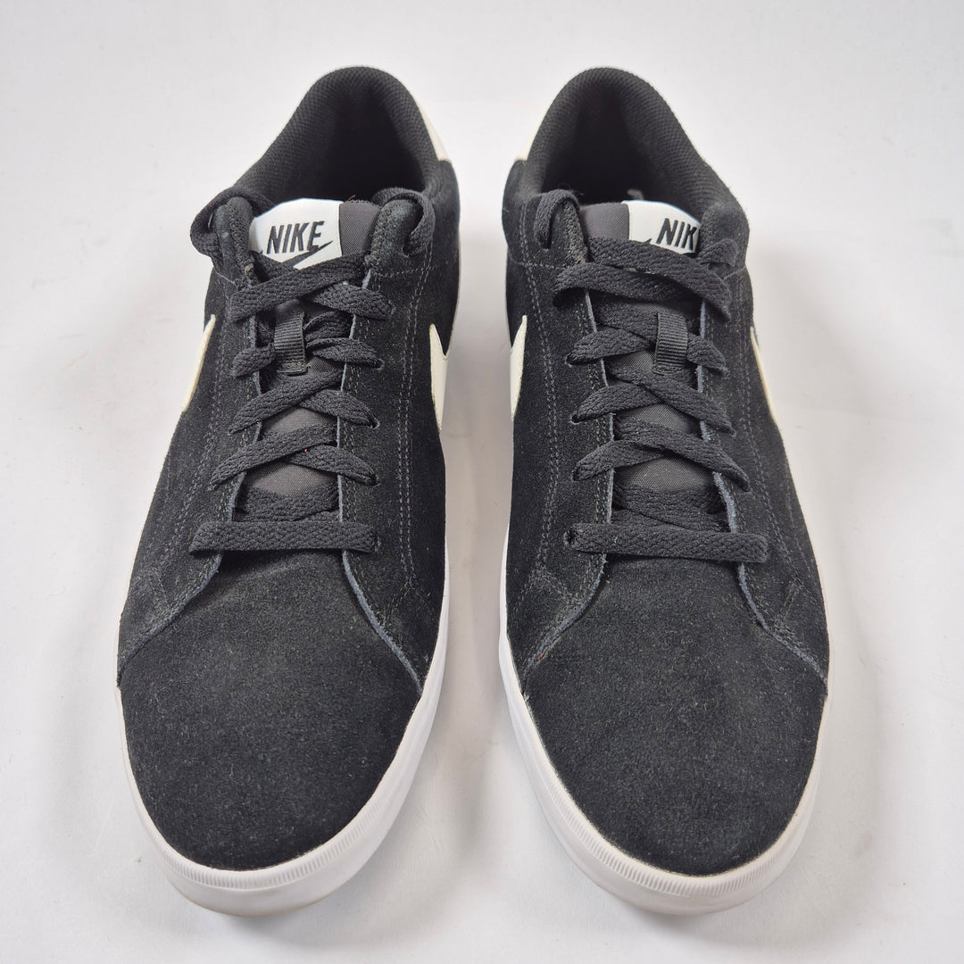 Klassiska svarta Nike herrsneakers mocka EU 45