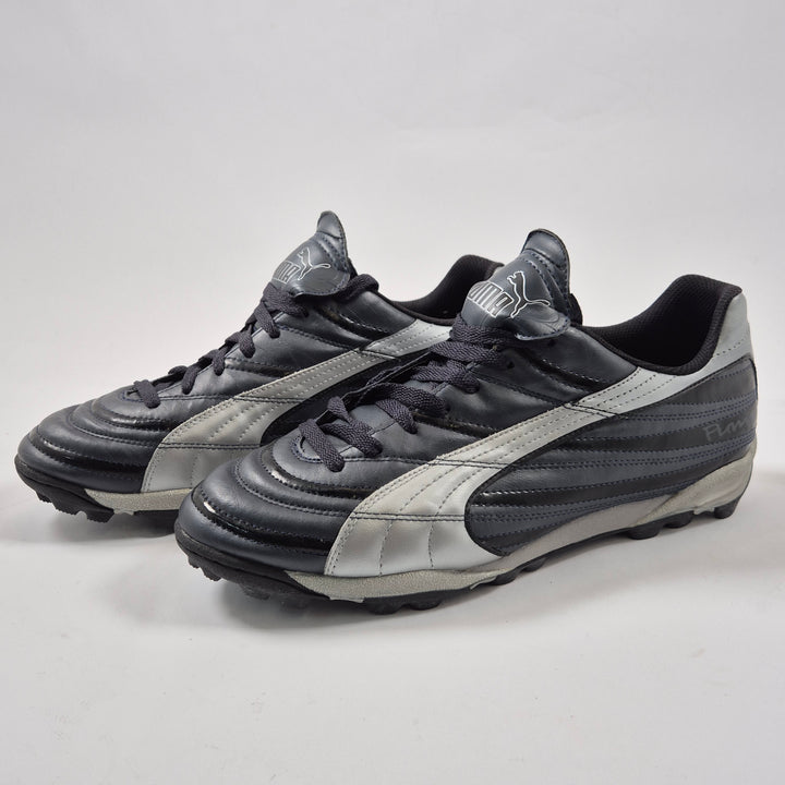 Puma klassiska fotbollsskor svart silver retro
