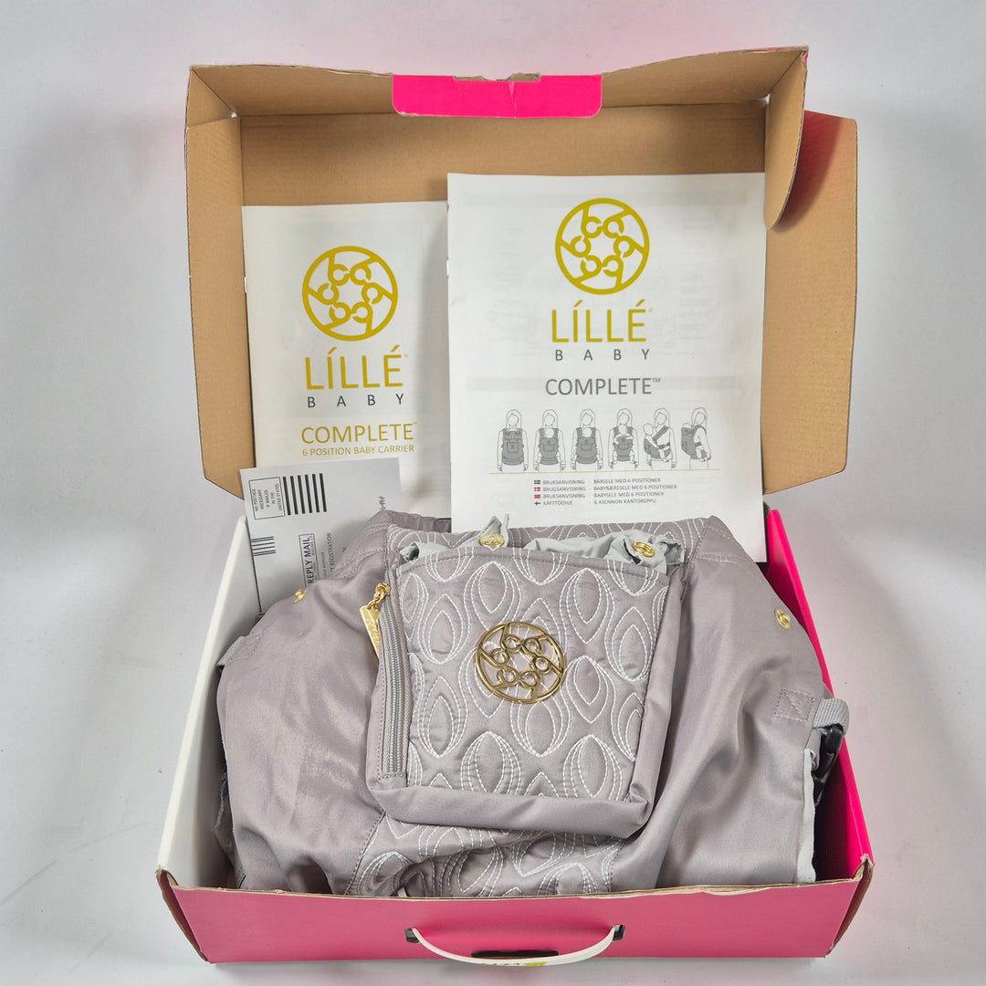 LÍLLÉbaby bärsele Complete Embossed ergonomisk svart