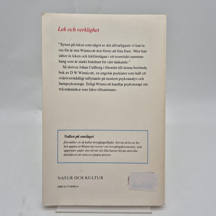 Lek och verklighet bok psykologi retro