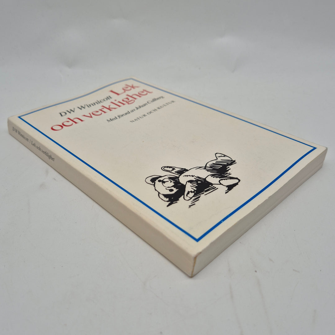 Lek och verklighet bok psykologi retro