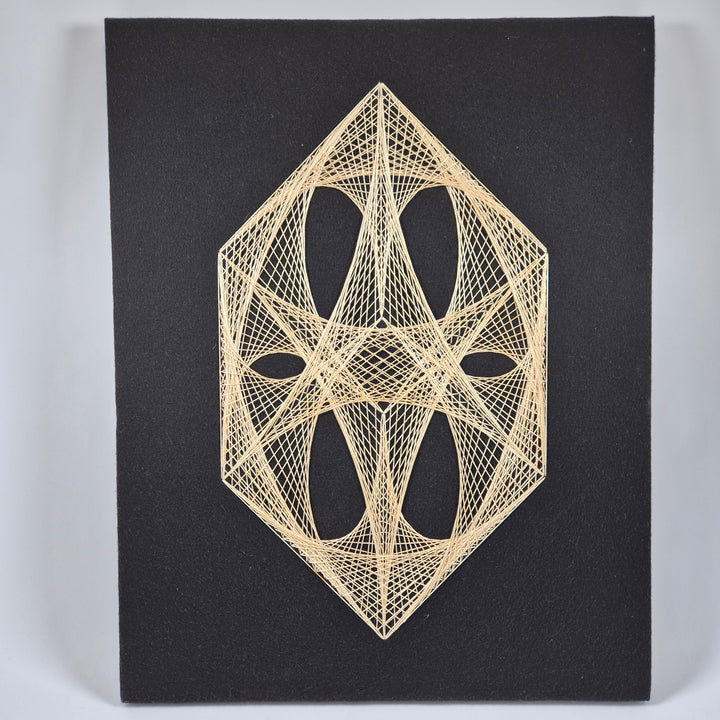 Retro string art tavla Stitcheroo geometriskt motiv