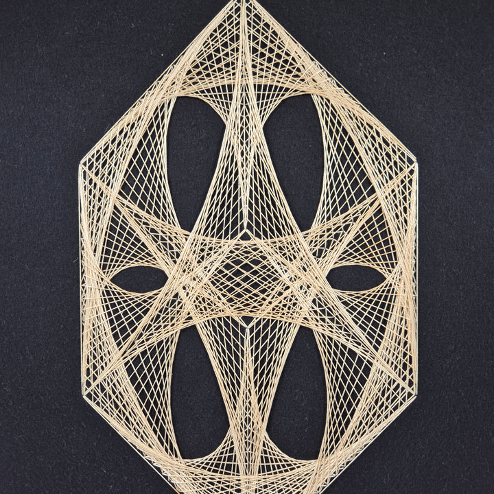 Retro string art tavla Stitcheroo geometriskt motiv