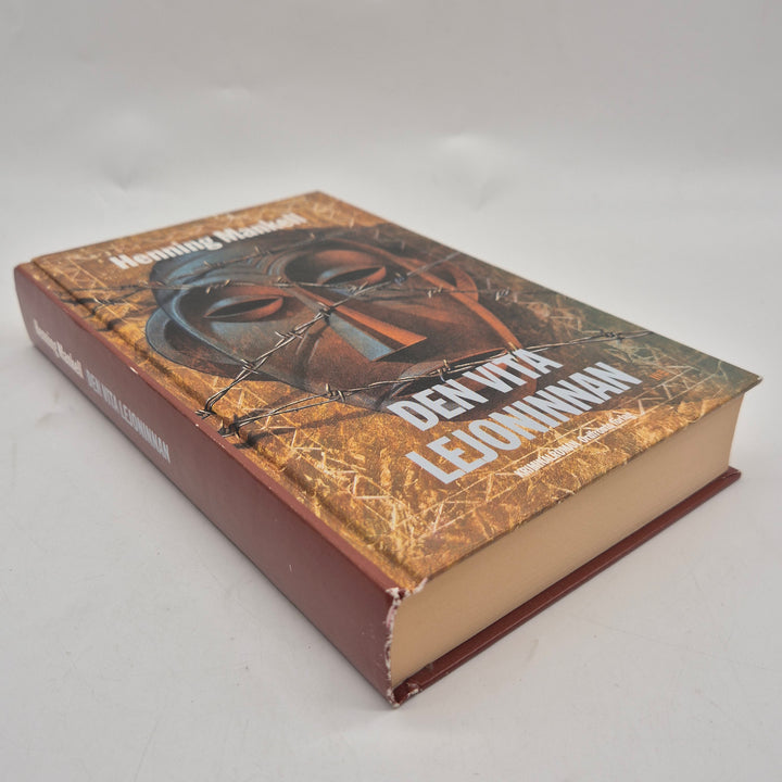 Den vita lejoninnan inbunden kriminalroman Mankell