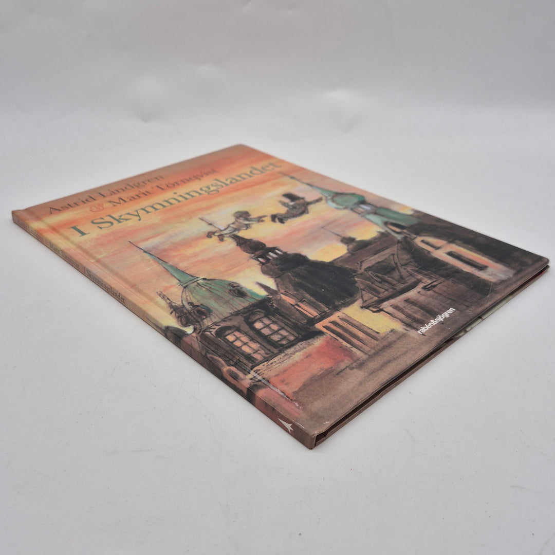 I Skymningslandet Astrid Lindgren bilderbok klassiker