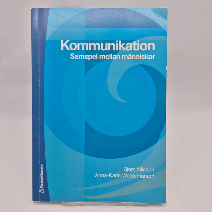 Kommunikation kursbok Studentlitteratur mjukpärm begagnad