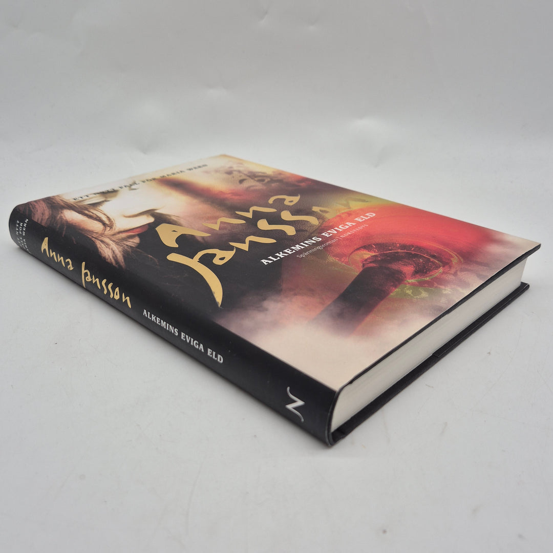 Alkemiens eviga eld kriminalroman inbunden bok