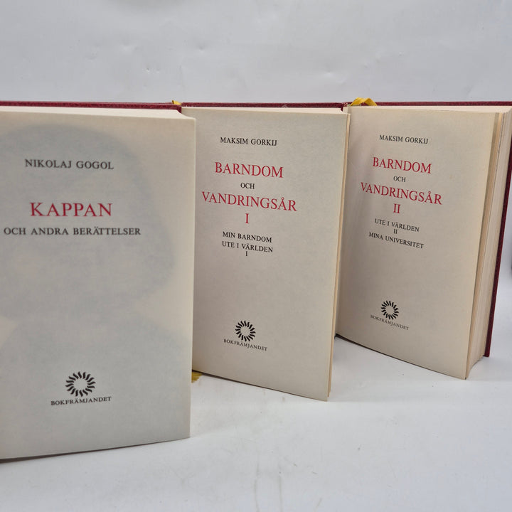 Retro klassikertrio i rött guld Bokfrämjandet