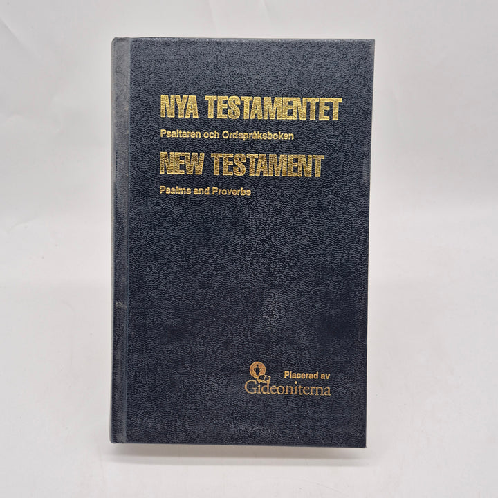 Tvåspråkig klassisk Gideonitbibel blå hårdband