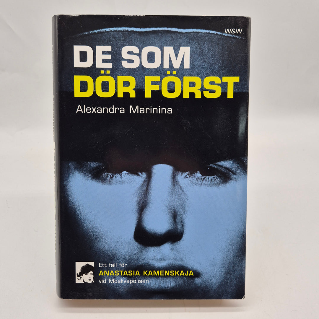 De som dör först kriminalroman inbunden bok