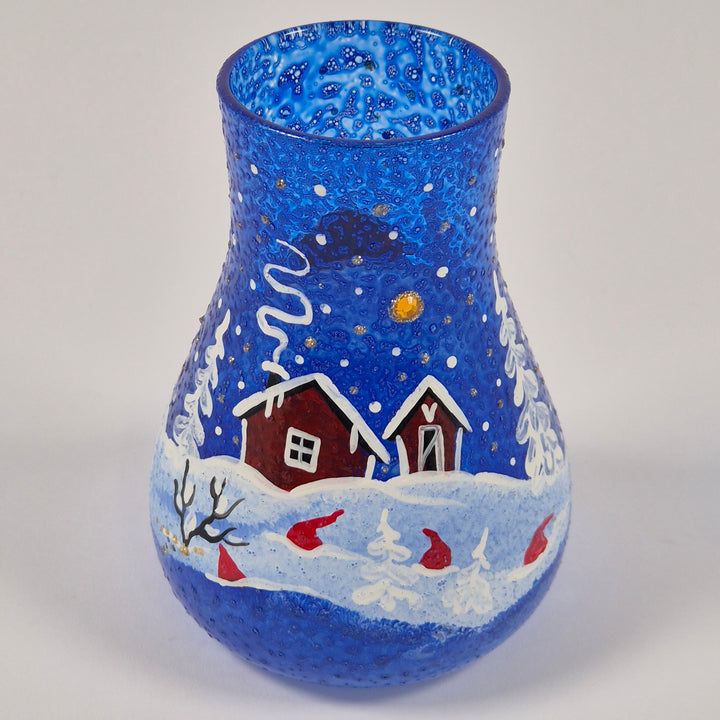 Blå handmålad glasvas vintermotiv Ewa Wannerfeldt