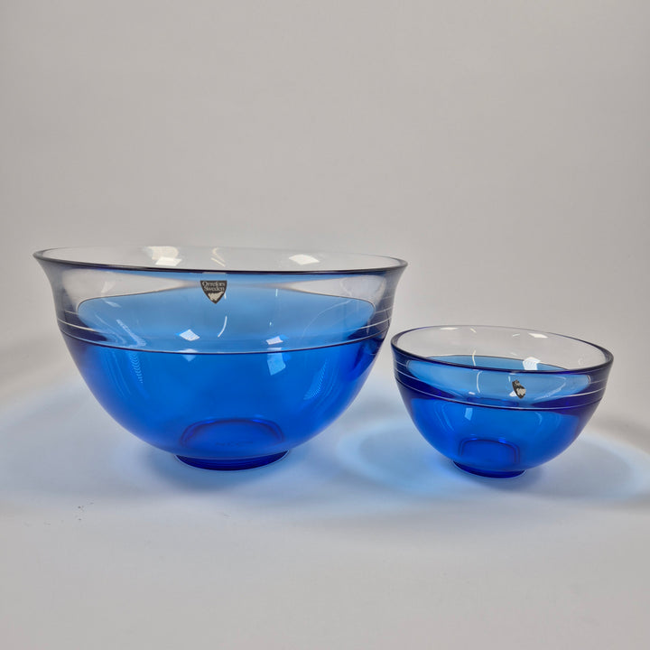 Elegant blått glasskålset Orrefors tvådelat