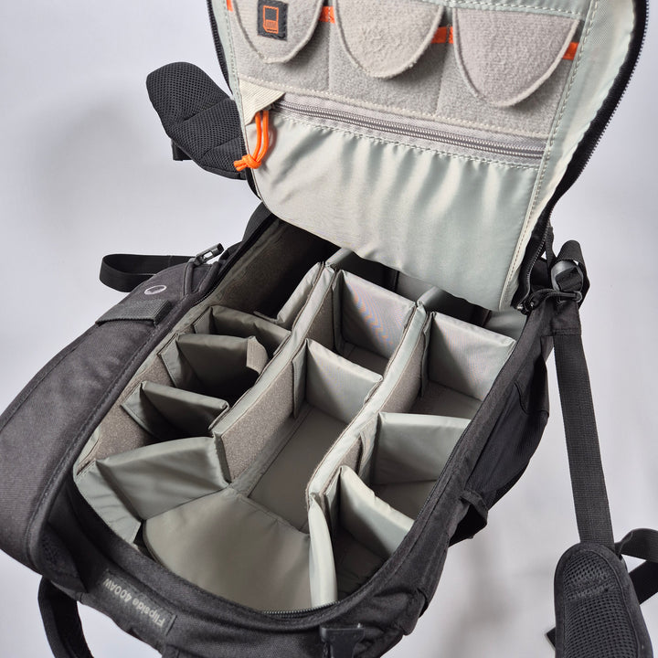 Lowepro svart kameraryggsäck robust och praktisk